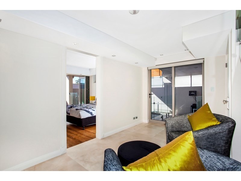11/18-20 Scenic Highway, Terrigal NSW 2260