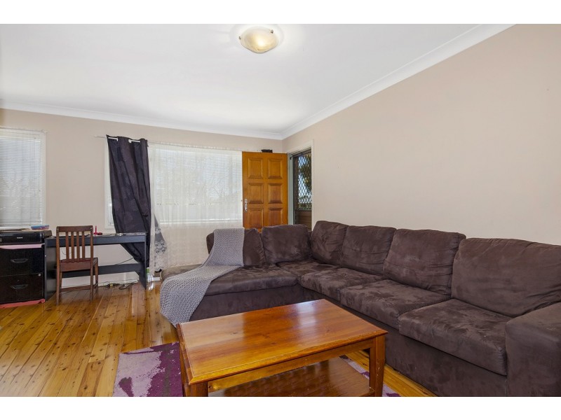 22 Miami Avenue, Woy Woy NSW 2256