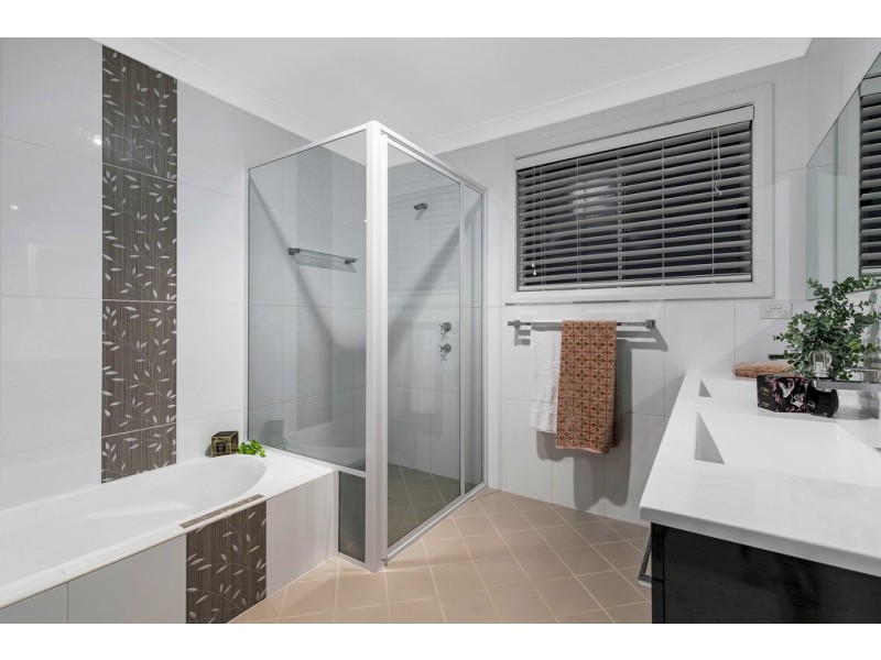 37 Blue Crane Close, Tumbi Umbi NSW 2261