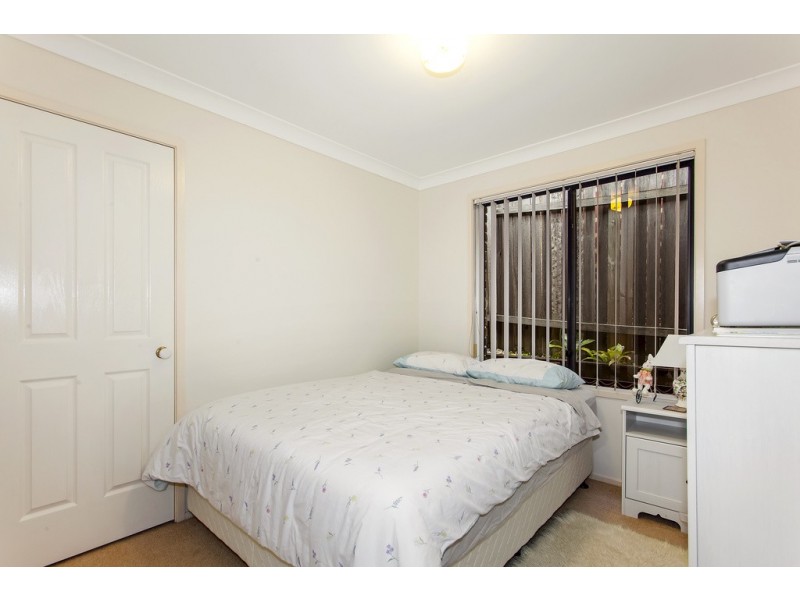 2/36 Bronzewing DR, Erina NSW 2250