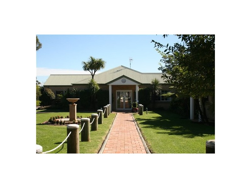 182/57 Empire Bay Drive, Kincumber NSW 2251