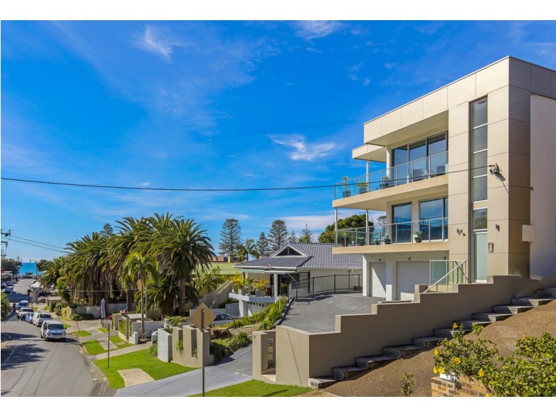 1/18 Campbell Crescent, Terrigal NSW 2260