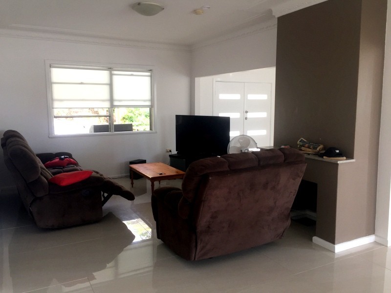 2/14 Parry Avenue, Terrigal NSW 2260