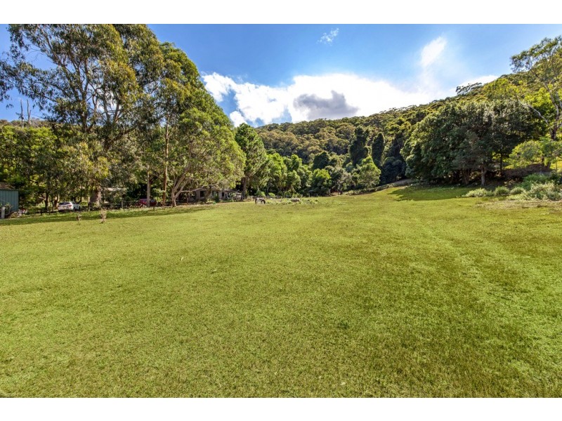 447 Tumbi Road, Wamberal NSW 2260