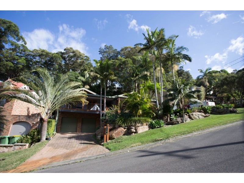 3 Birdland Close, Copacabana NSW 2251