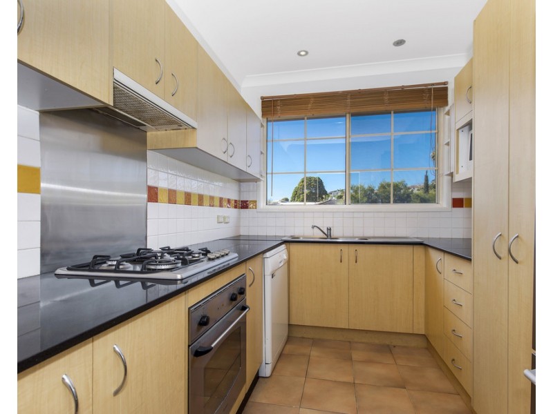 2/29 Ena Street, Terrigal NSW 2260