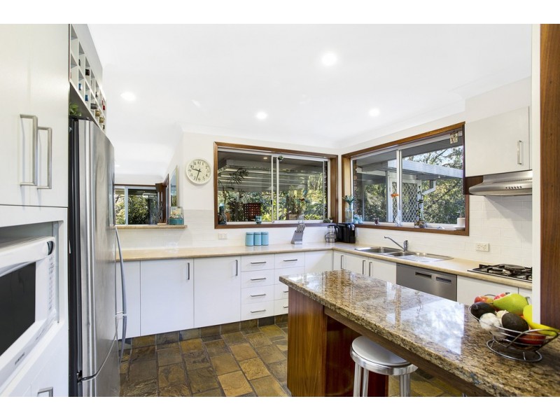 29 Shakespeare Avenue, Bateau Bay NSW 2261