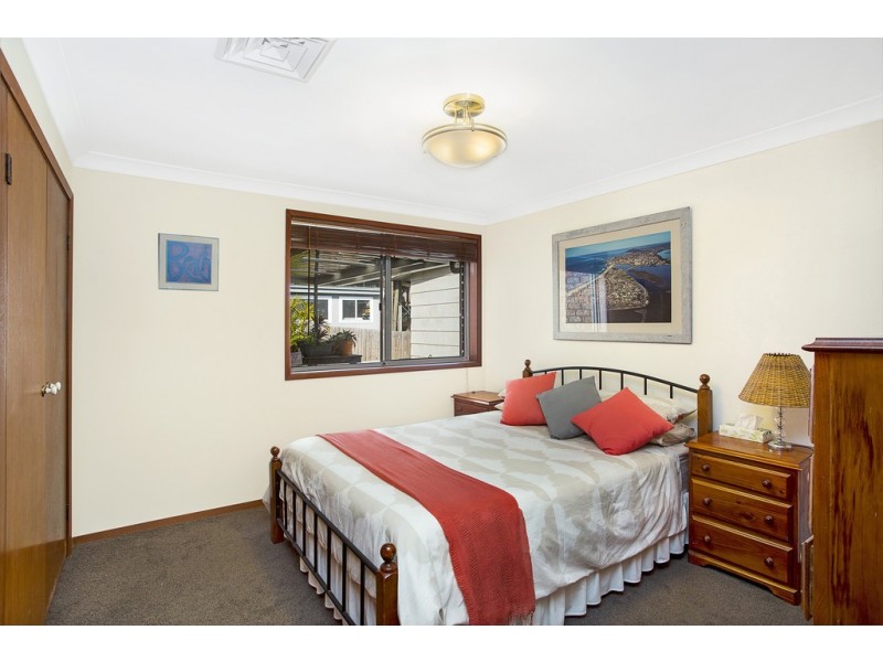 29 Shakespeare Avenue, Bateau Bay NSW 2261