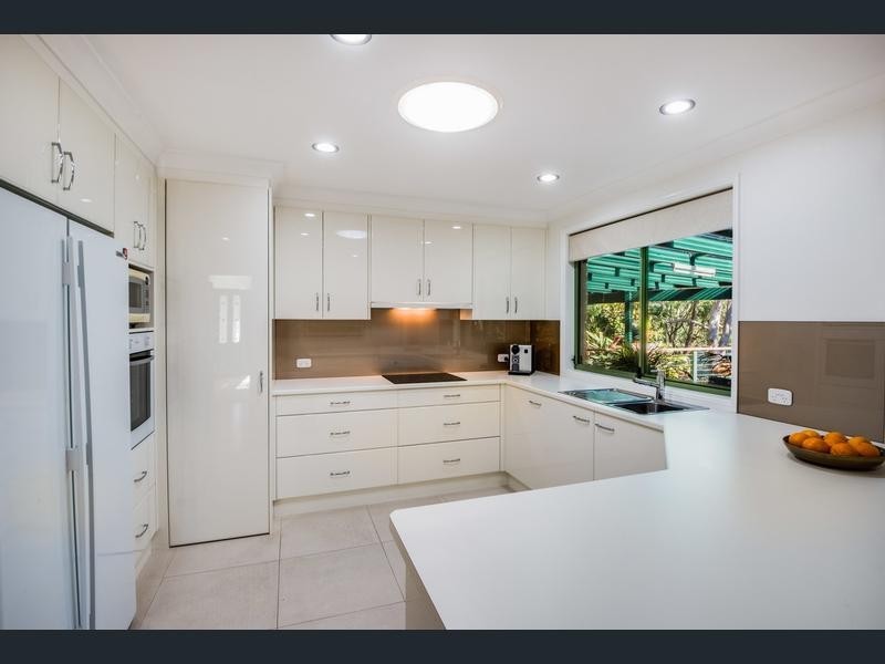18 The Outlook, North Gosford NSW 2250