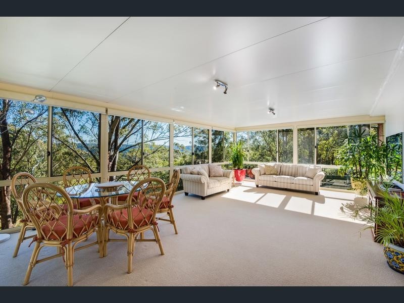 18 The Outlook, North Gosford NSW 2250