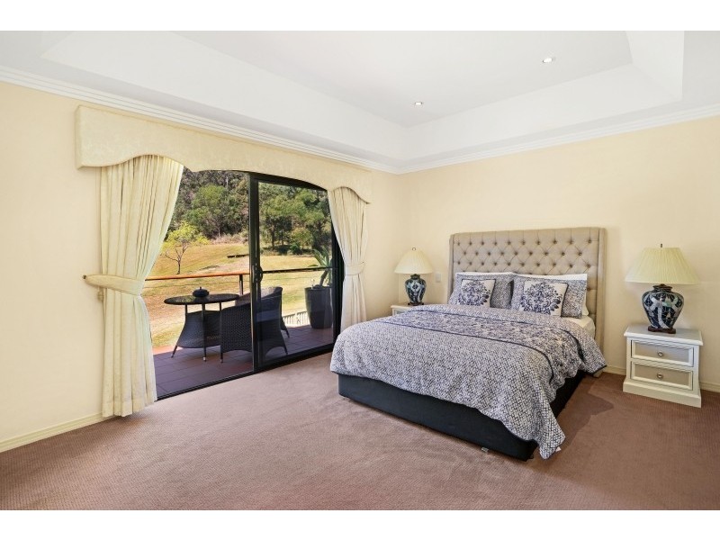 31 Thames Drive, Erina NSW 2250