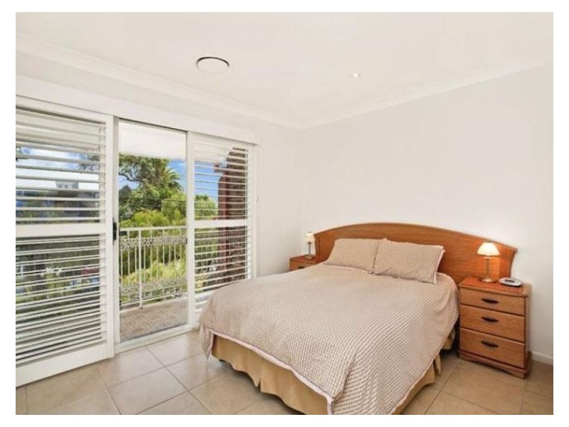 31 Thames Drive, Erina NSW 2250