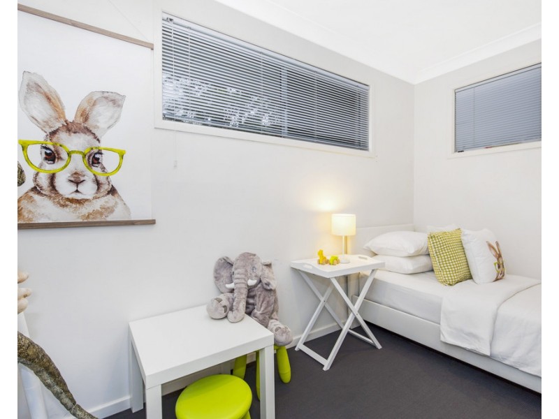 2/97 Lake Shore Drive, North Avoca NSW 2260