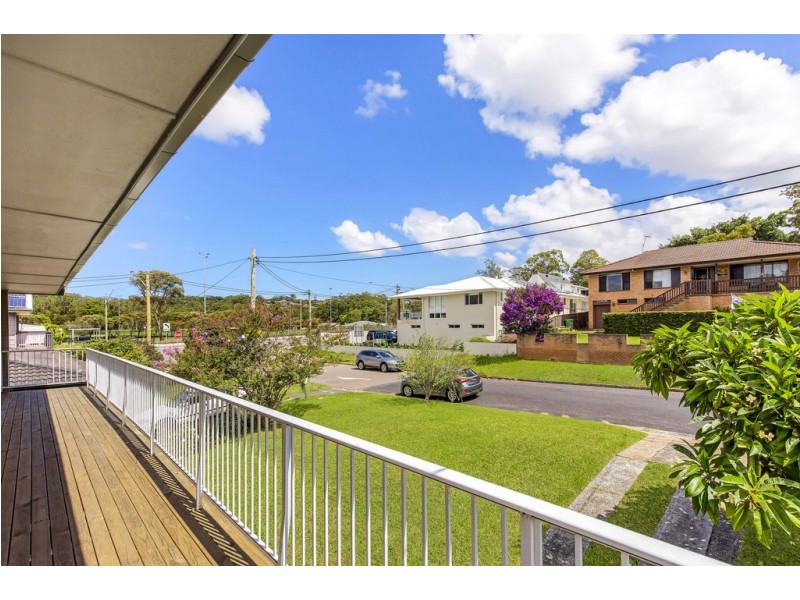 6 Raymond Terrace, Terrigal NSW 2260