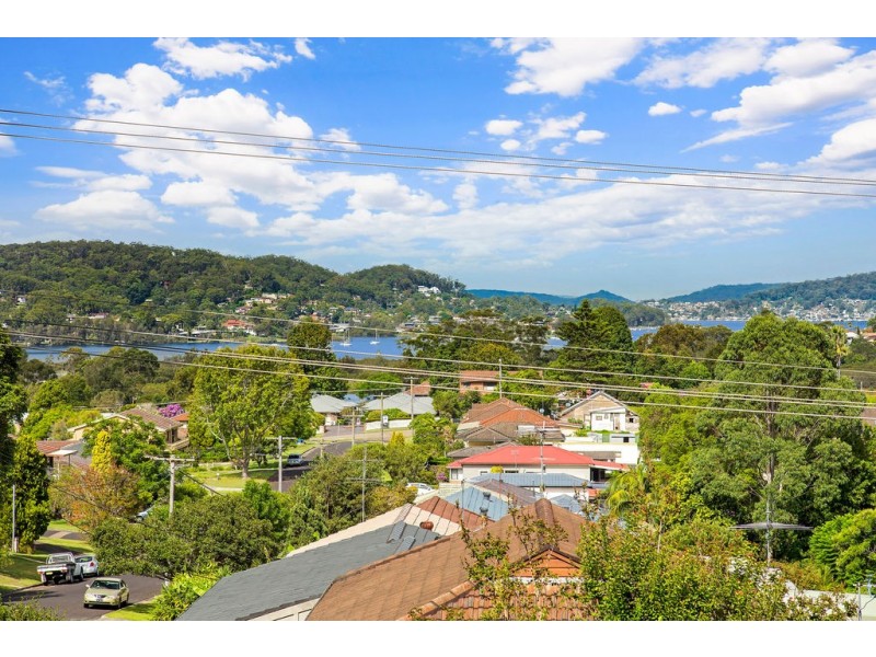 37 Emma James Street, Springfield NSW 2250