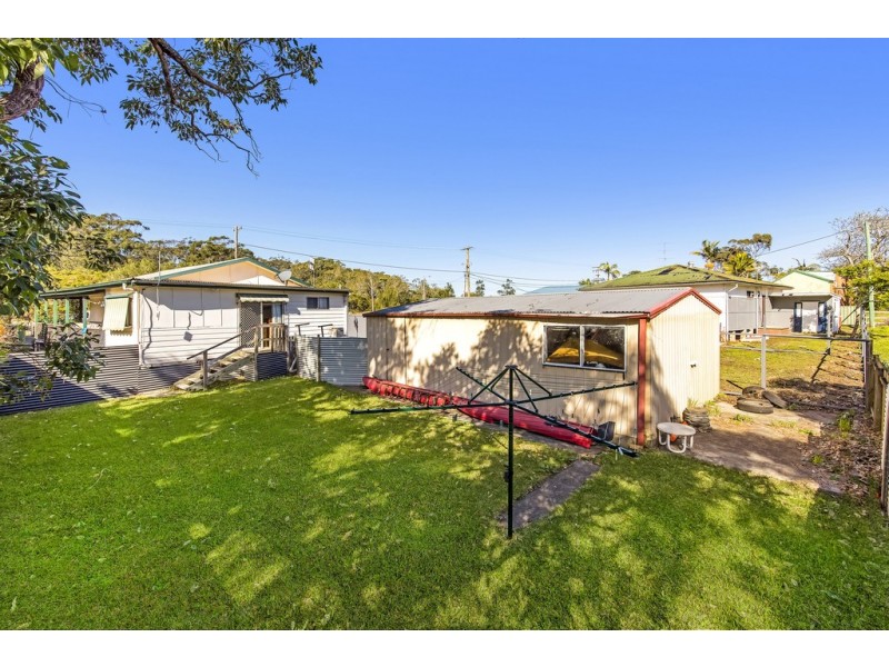 959 The Entrance Road, Forresters Beach NSW 2260