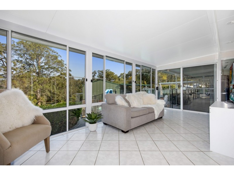 221 Wells Street, Springfield NSW 2250