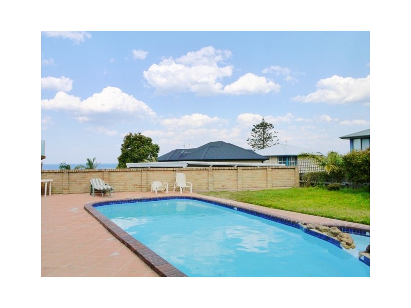 2/16 Dover Road, Wamberal NSW 2260