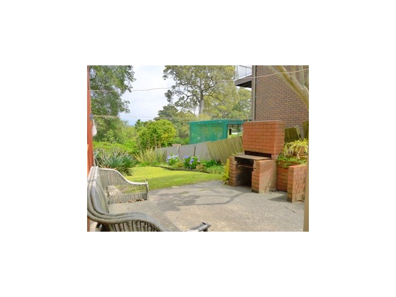 11a The Brow, Wamberal NSW 2260
