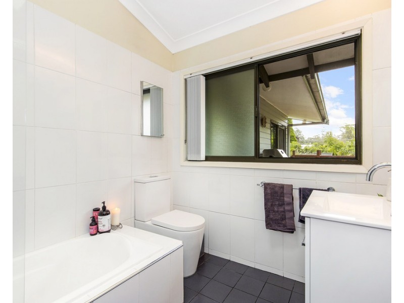 47 Kuburra Road, Erina NSW 2250