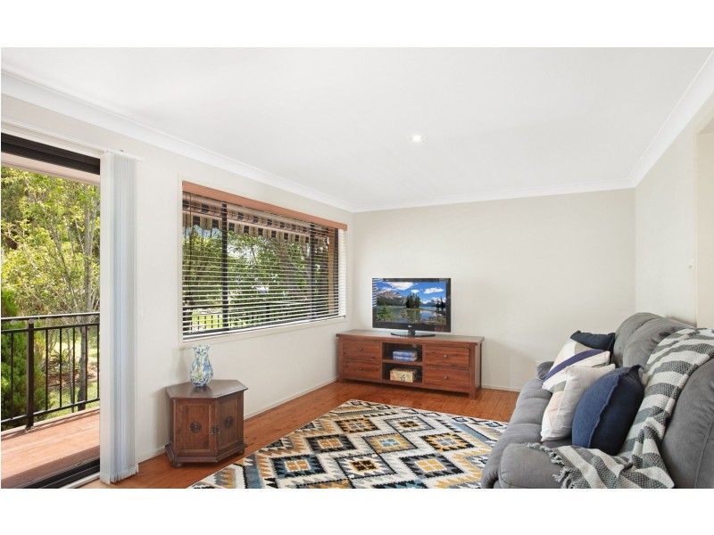 8 Blue View Crescent, Terrigal NSW 2260