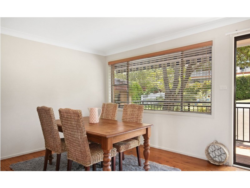 8 Blue View Crescent, Terrigal NSW 2260