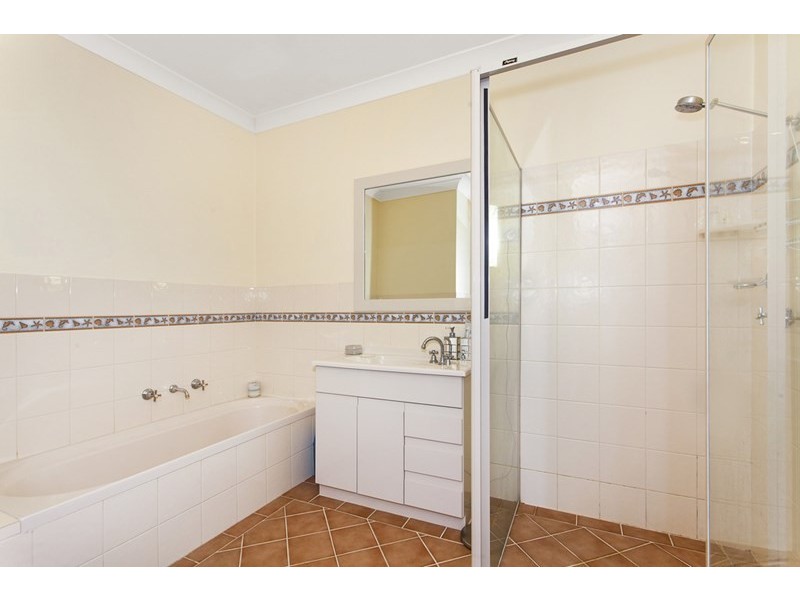 1/27 Barnhill Road, Terrigal NSW 2260
