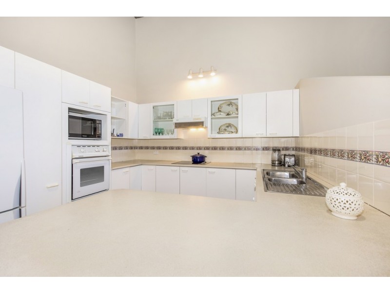 13/8 McLennan Street, Narara NSW 2250