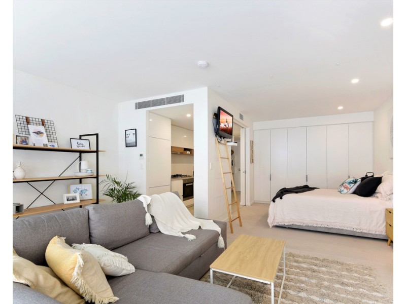 206/6 Pine Tree Lane, Terrigal NSW 2260