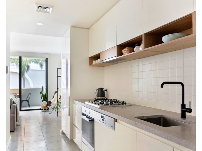 206/6 Pine Tree Lane, Terrigal NSW 2260