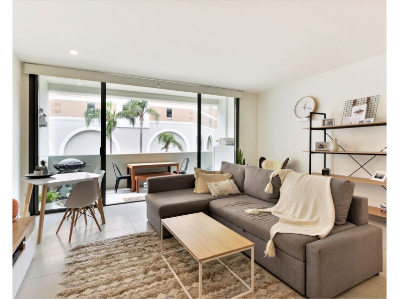 206/6 Pine Tree Lane, Terrigal NSW 2260