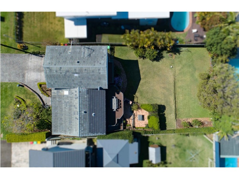 100 Old Gosford Road, Wamberal NSW 2260