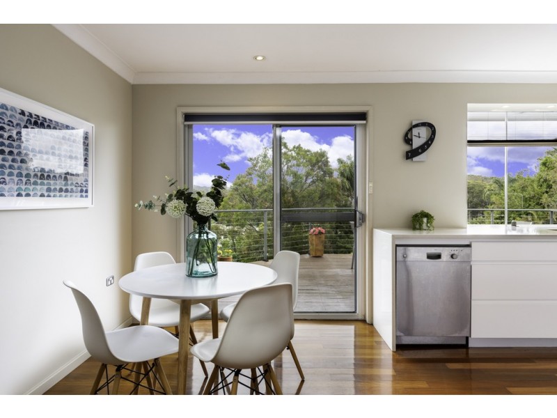 100 Old Gosford Road, Wamberal NSW 2260