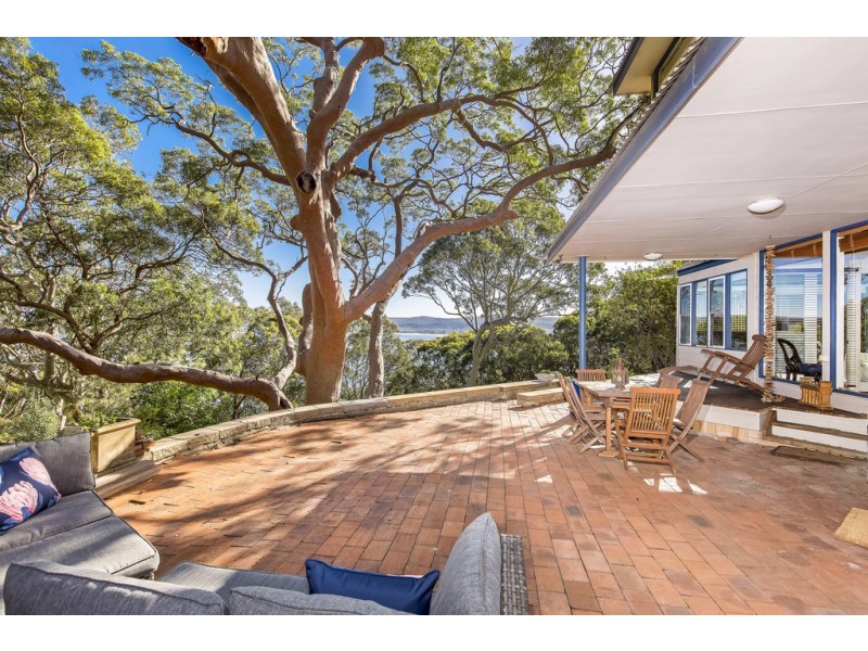 25 High View Road, Pretty Beach NSW 2257