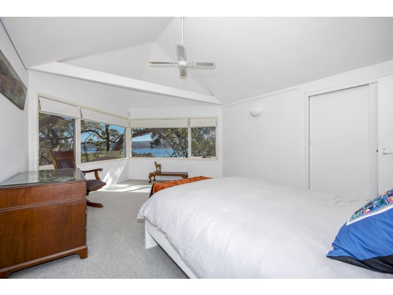 25 High View Road, Pretty Beach NSW 2257