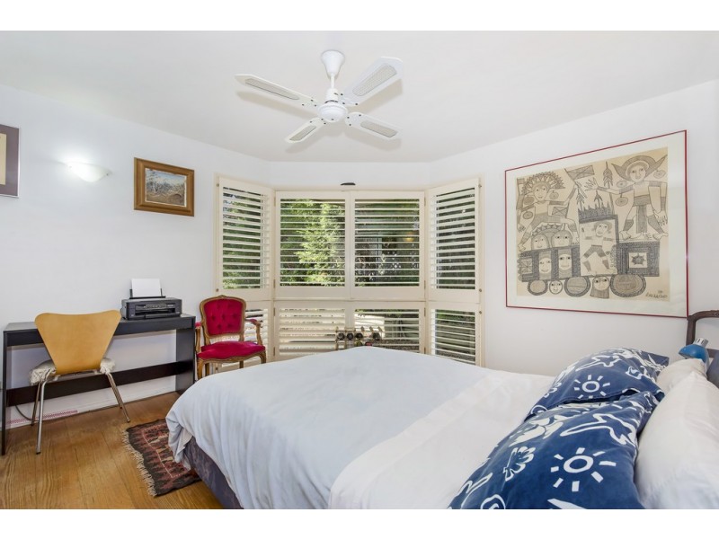 25 High View Road, Pretty Beach NSW 2257