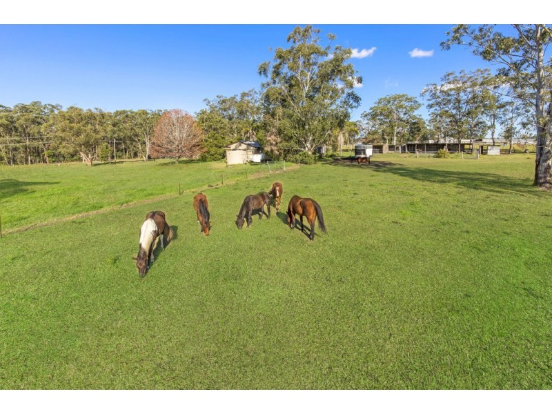 92 Mountain Road, Halloran NSW 2259