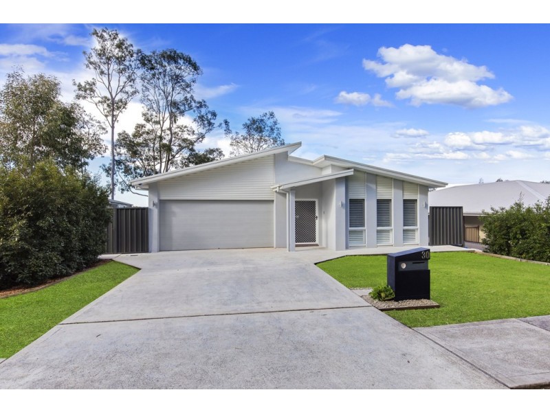 30 Karalee Street, Wadalba NSW 2259