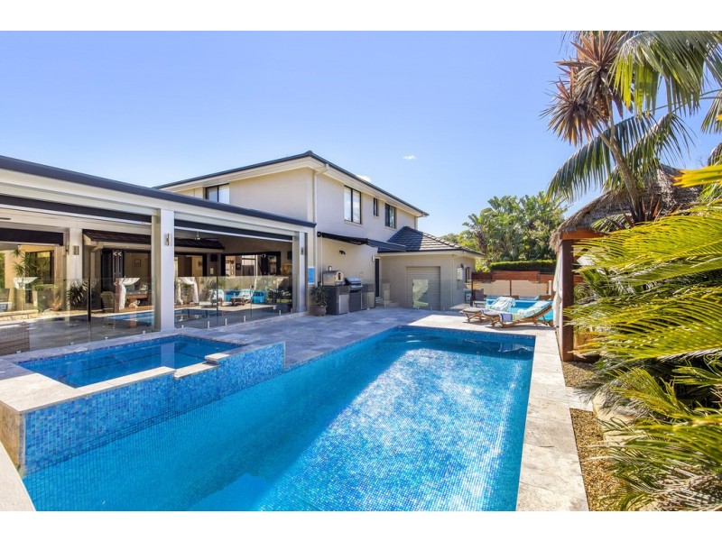 6 Loxton Avenue, Wamberal NSW 2260