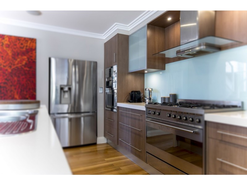 6 Loxton Avenue, Wamberal NSW 2260