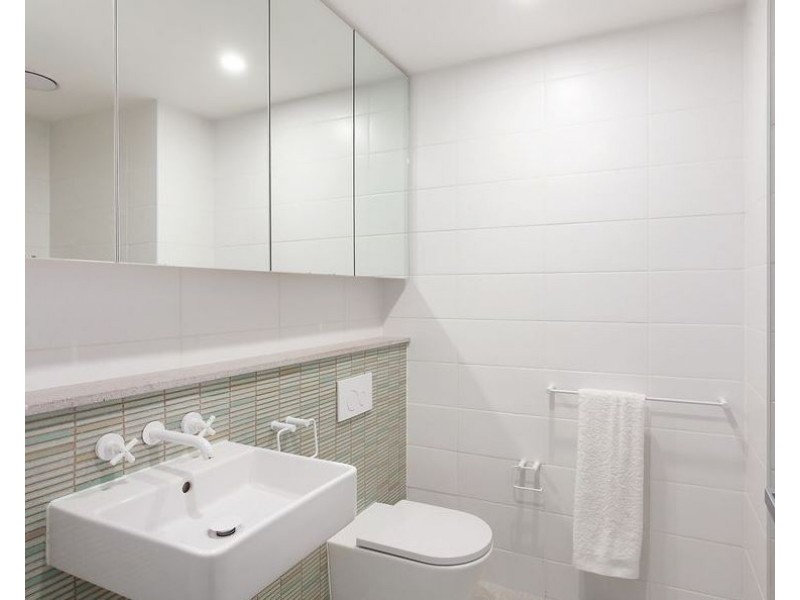 402/6 Pine Tree Lane, Terrigal NSW 2260