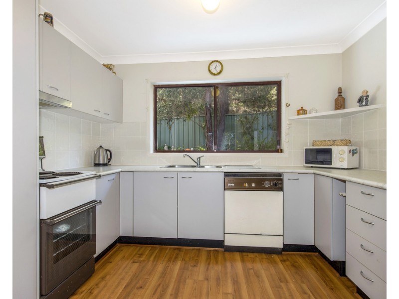 8/65 Davies Street, Kincumber NSW 2251