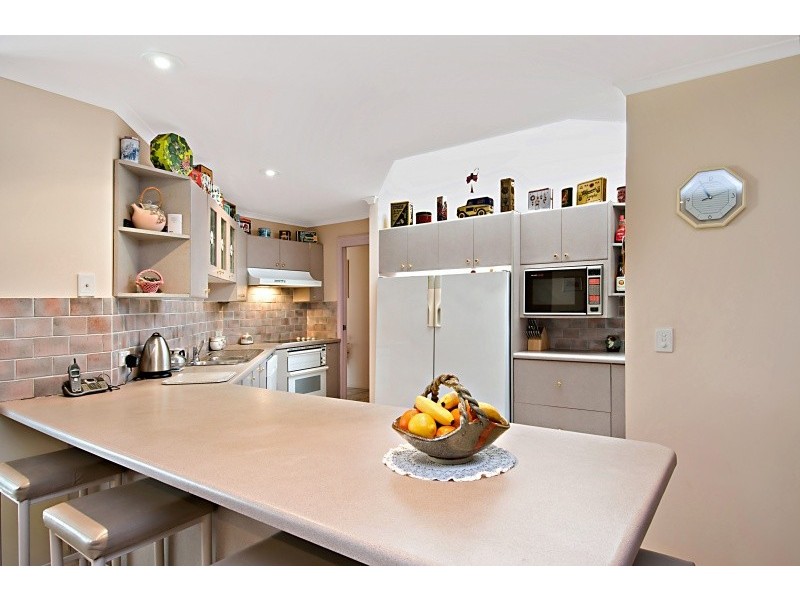 2 Barinya Lane, Springfield NSW 2250