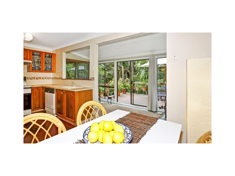 9 Palmgrove Place, North Avoca NSW 2260