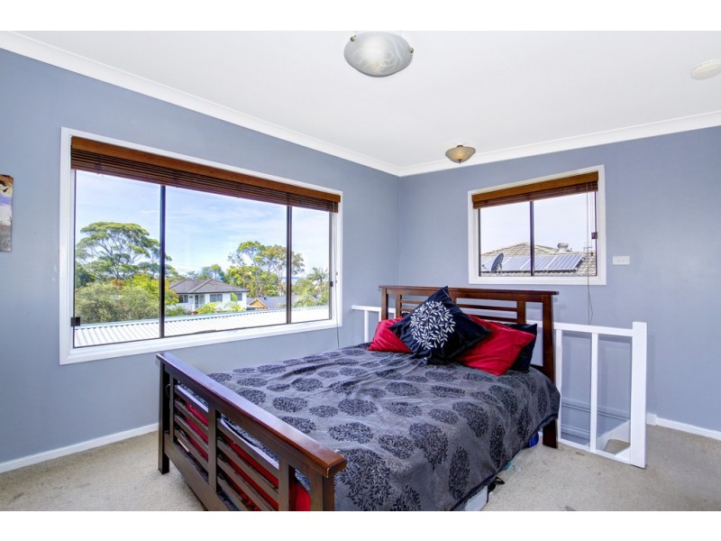 6 Strickland Road, Killarney Vale NSW 2261