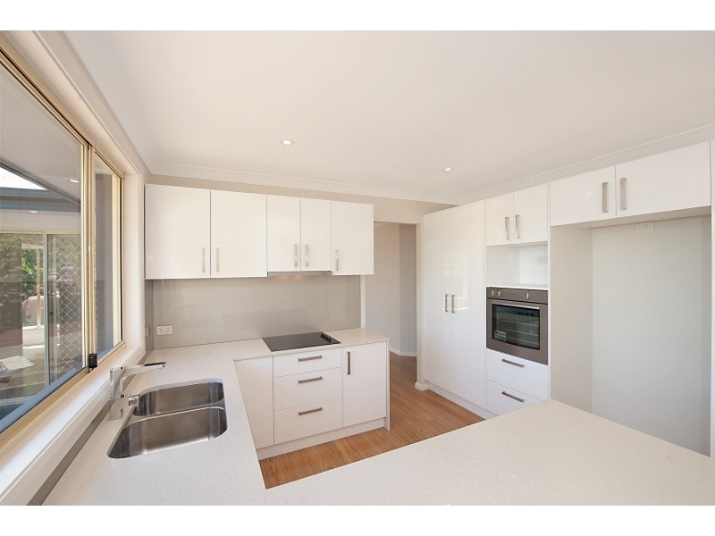 2b Tramway Road, North Avoca NSW 2260