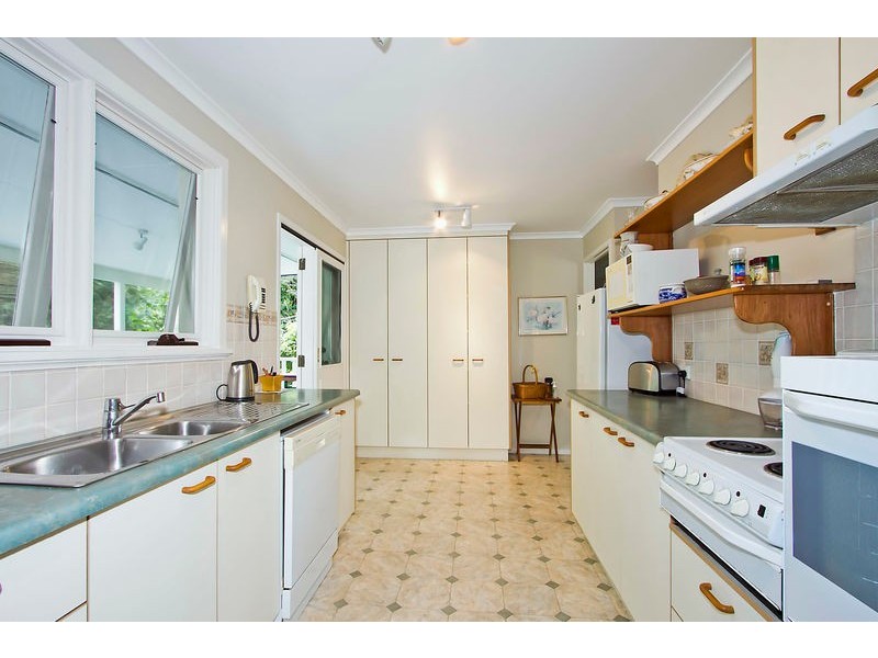 67 Georgia Avenue, Wyoming NSW 2250