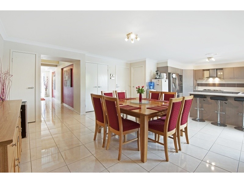 11 Figtree Bay Drive, Kincumber NSW 2251