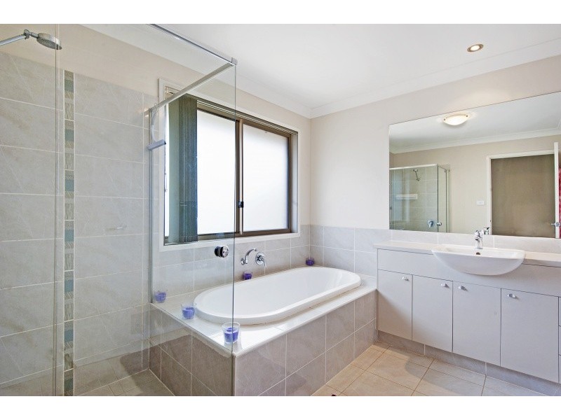 11 Figtree Bay Drive, Kincumber NSW 2251