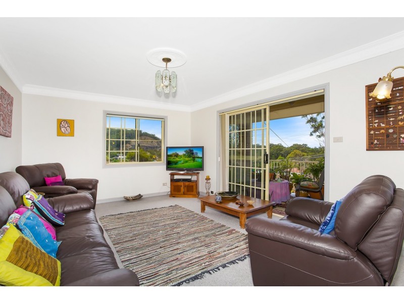 1/6 Kooronya Road, Kincumber NSW 2251